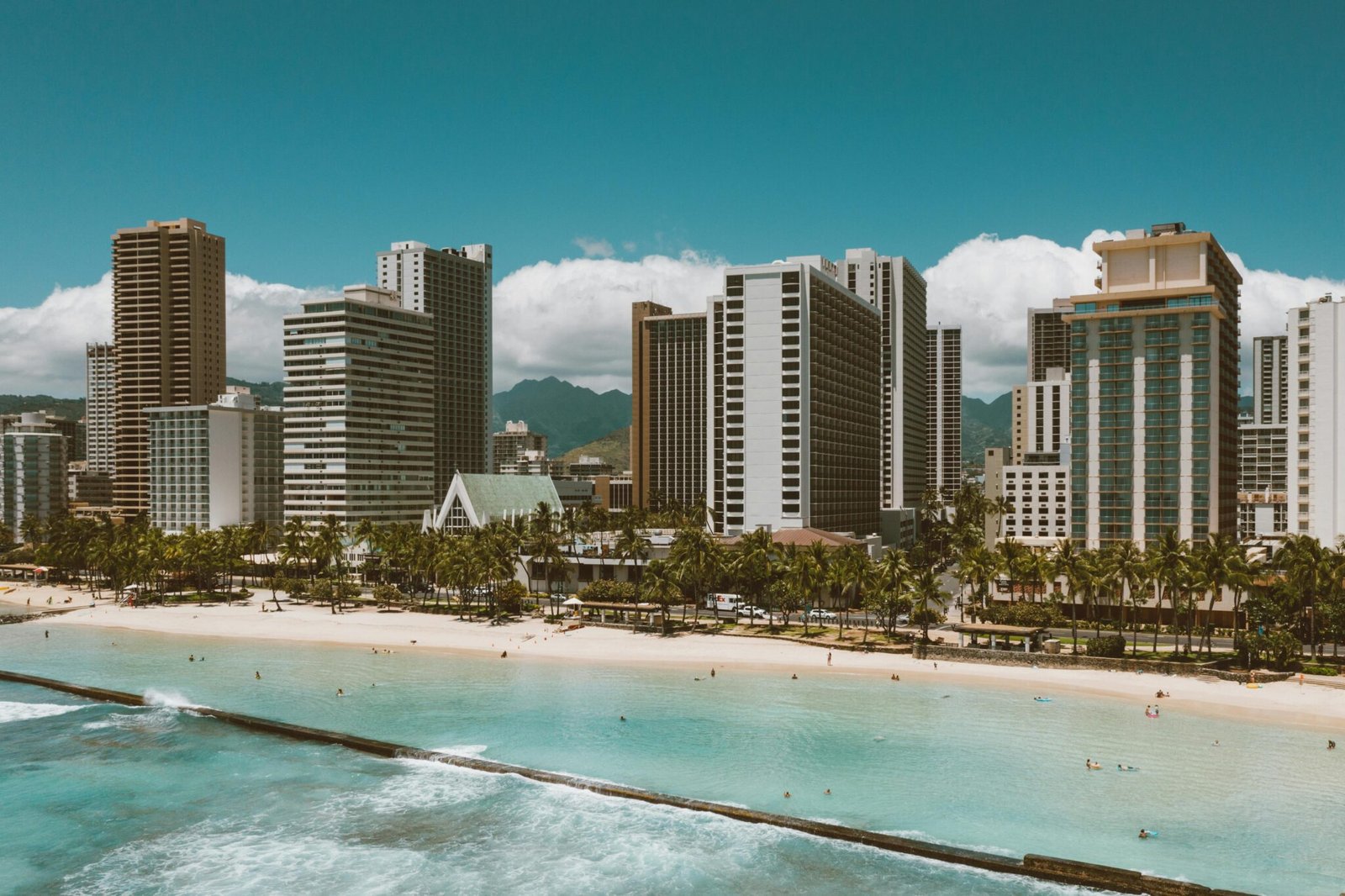 best beaches in honolulu