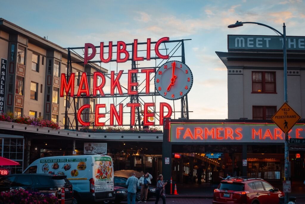Best Hotels Near Pike Place Market: Top Seattle Stays